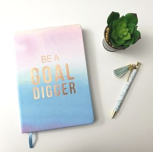 Cute Journal - Be a Goal Digger Quote